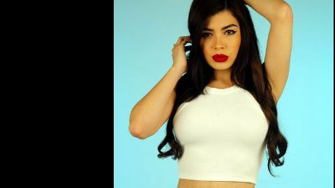Tracy Sáenz.