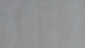 Los salones de manicure habían instalado hasta plexiglás para proteger a los empleados y a los clientes.