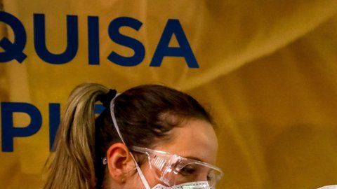 El primer lote de vacunas en diciembre solo cubrirá el 1,5% de la población neoyorquina. (Foto: Getty Images)