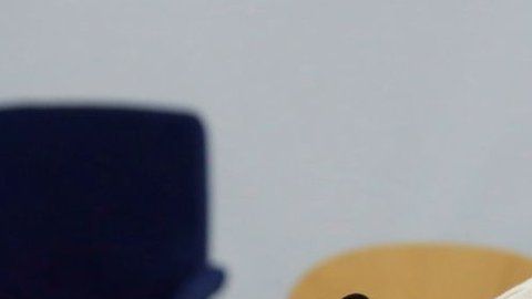 114323267_gettyimages-1218460464