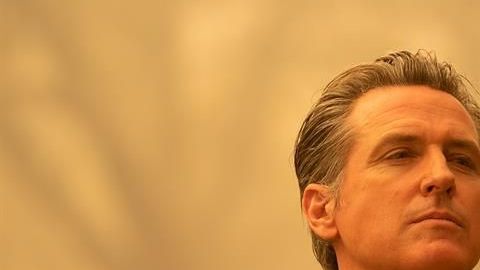 Gavin Newsom el viernes en el devastado Condado Butte.