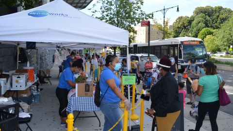 Banco de comida organizado por BronxWorks./Cortesía BronxWorks