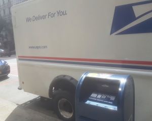 USPS reporta miles de votos no entregados en cinco estados clave