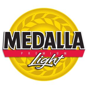 Comunidad boricua celebra por redes llegada de cerveza Medalla Light a Nueva York