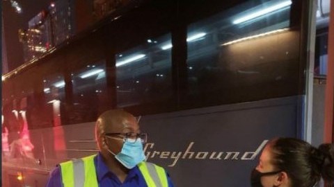 Los alguaciles de la Ciudad pararán a los autobuses que lleguen a la terminal de autobuses de la calle 42.