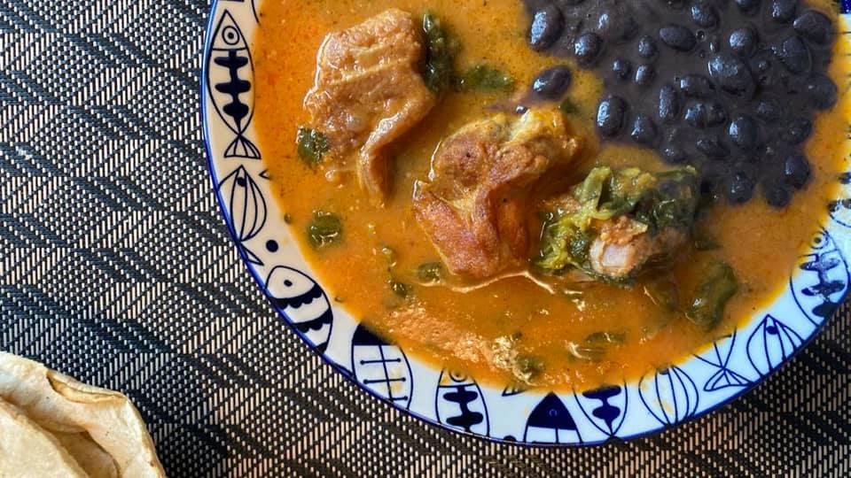 Comida mexicana: costilla de cerdo en salsa picante de verdolagas - El  Diario NY