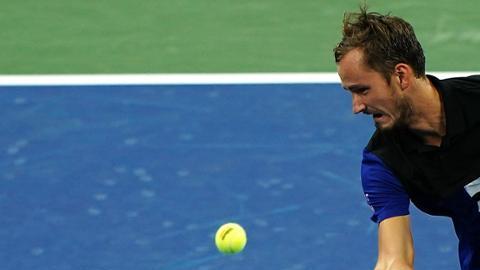 Daniil Medvedev en acción contra Christopher O'Connell.