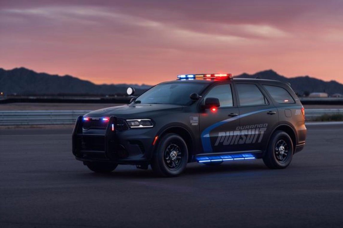 FCA presenta los nuevos autos policiales Dodge Charger y Durango