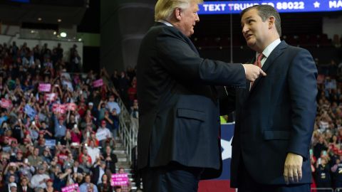 Trump y Ted Cruz.