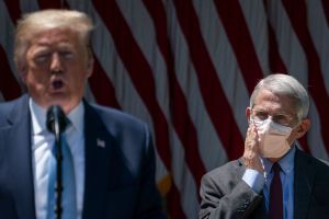 Casa Blanca bloquea entrevistas a Dr. Fauci luego de calificar evento de Trump como "súper esparcidor" de coronavirus