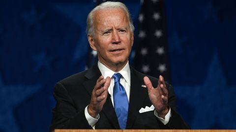 Biden agradeció a Barack Obama por ser "un gran presidente".