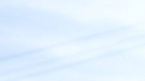 El presidente Trump recorrió la zona donde los disturbios derivaron en la destrucción de comercios.