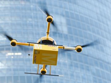 Amazon recibe autorización de la FAA para entregar paquetes por medio de drones
