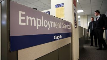 45 estados han sido aprobados para ofrecer los $300 dólares en beneficios extra de desempleo