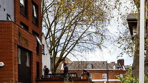 La SupperBattery está fabricada con carbono de grafeno que permite potencializarel tiempo de carga de la batería.