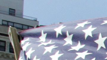 Las banderas de Estados Unidos y México.