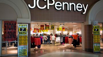 Una compañía de centros comerciales busca rescatar a JCPenney de la bancarrota