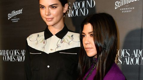 Kendall Jenner y Kourtney Kardashian.