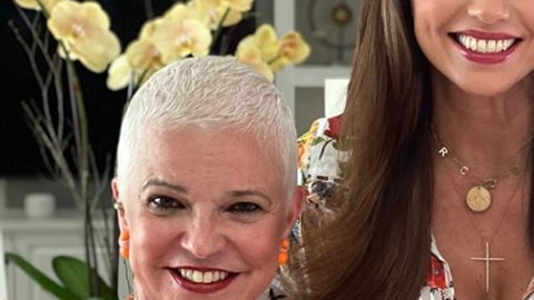 Rashel Díaz con su madre y su suegra