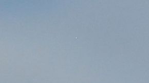 Antonio Briseño, jugador de las Chivas Rayadas de Guadalajara en la Liga MX.