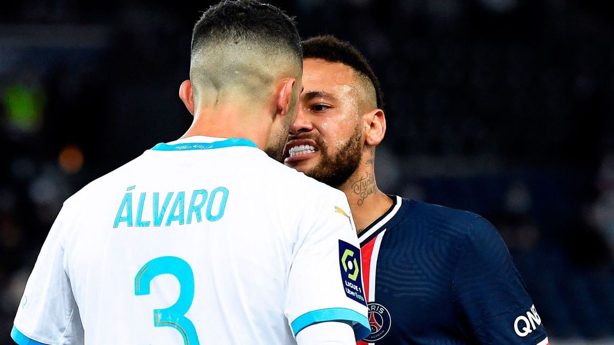 Neymar lanzó un posteo provocador en redes sociales y la pelea verbal entre ambos se desató.