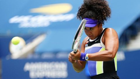 Naomi Osaka, de Japón, durante un pasaje del duelo contra Victoria Azarenka, en la final del US Open.