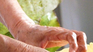 Preparación de platillos tradicionales yucatecos para el Día de Muertos, la ceremonia y ofrenda  se conoce como "Hanal Pixan".