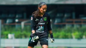 Terrible agresión en la Liga MX Femenil y sólo valió una tarjeta amarilla