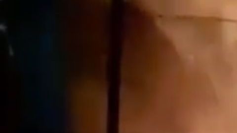 VIDEO: Sicarios balean y queman restaurante, había al menos 2 personas adentro