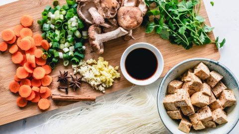 tofu y vegetales