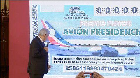Boleto de la Lotería Nacional,