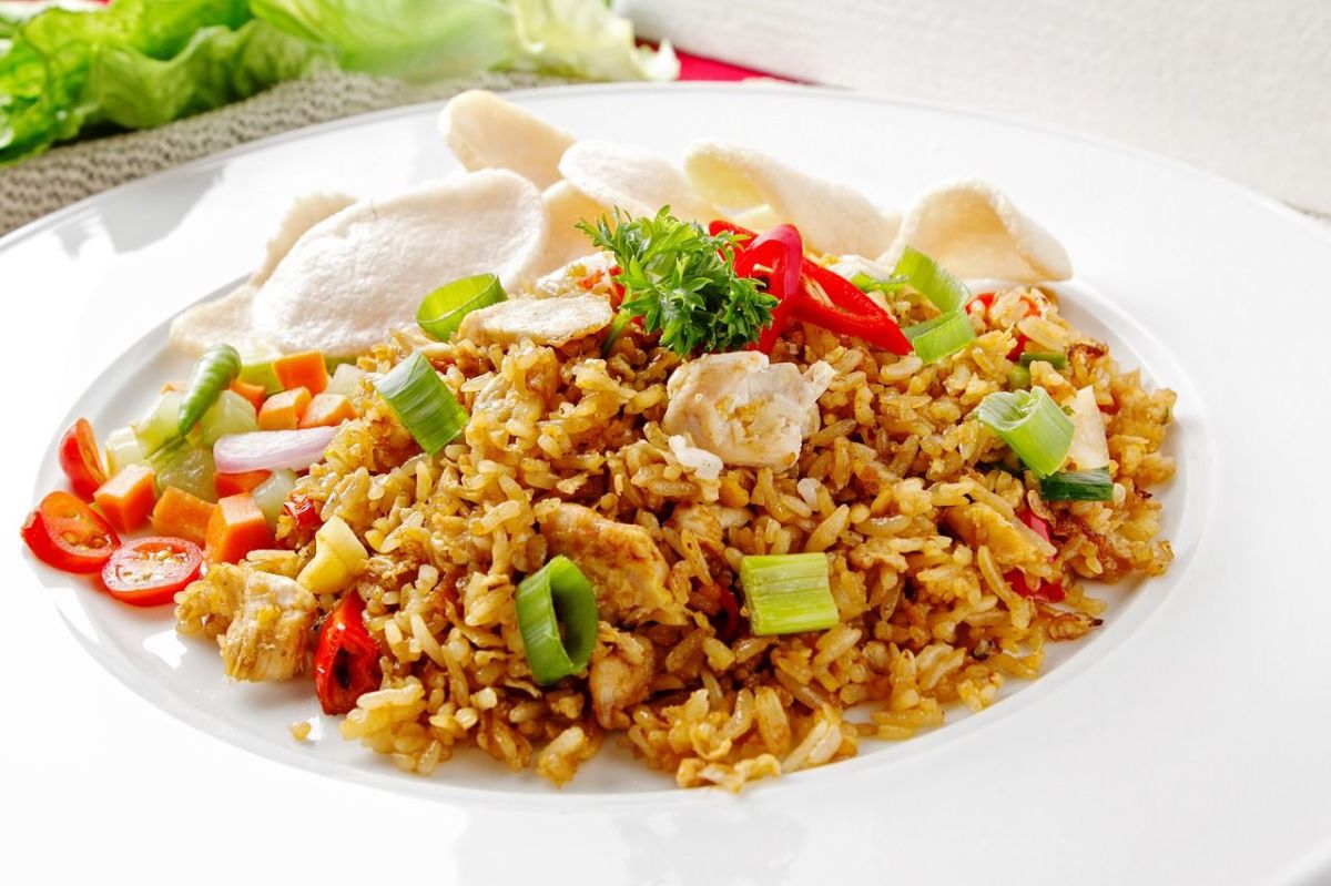 Por qué el arroz integral es más saludable que el arroz blanco
