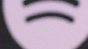 ashley tisdale autos