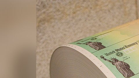 Una nueva propuesta de un grupo de legisladores encienda la esperanza de más cheques de estímulo.