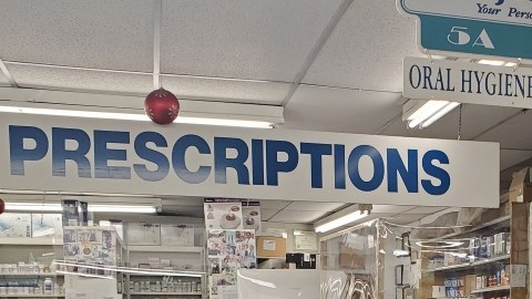 Las farmacias independientes en los barrios de NYC han multiplicado su trabajo para dar atención segura durante la pandemia./Cortesía