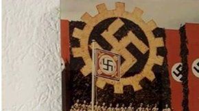 La imagen fue colgada en una automotriz en la Ciudad de México .