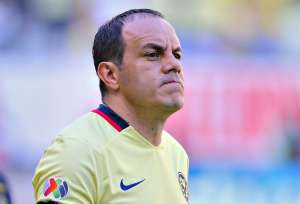 VIDEO: Cuauhtémoc Blanco hace el ridículo al no saber sumar y lo bautizan como #LordMatemáticas