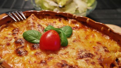 Hay un plato que es rico en calorías, en sodio y además tiene grasas que afectan tu corazón.