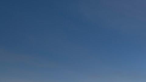 El mal tiempo provocó que las olas terminaran arrastrando a los novios.