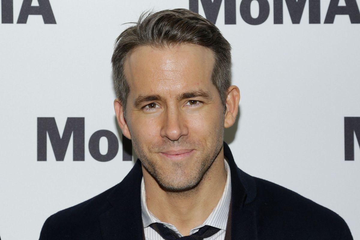 Ryan Reynolds had an emotional gesture with a soccer player who lost his son