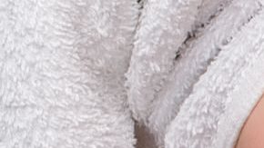 adolescente con puntos negros