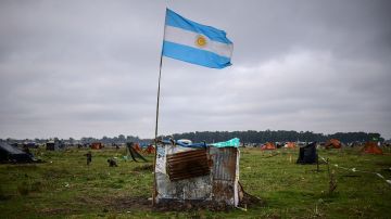 ARGENTINA-POVERTY-HOMELESS-LAND-HEALTH-VIRUS