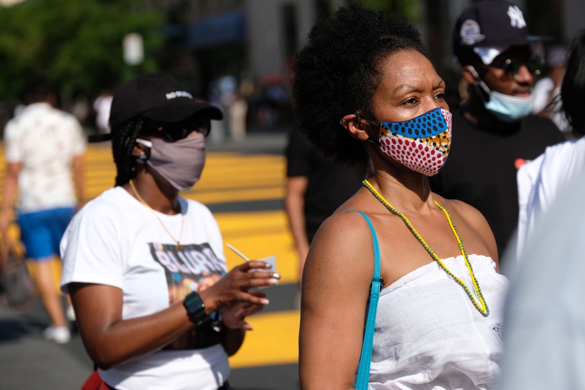 Aumentan a 11 las zonas postales en NYC con alza de casos de COVID19 y