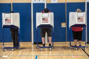 Temen actos de intimidación y supresión de votantes en elecciones generales en NYC y piden denunciar