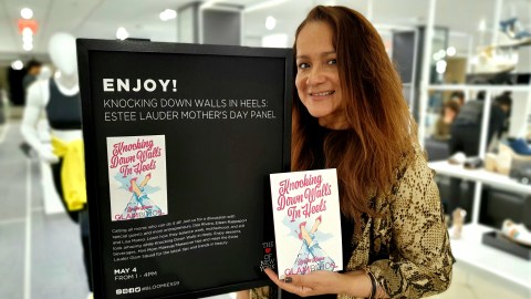 Dee Rivera, fundadora de DCG Media Group, en un evento en Bloomingdales.