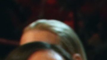 Emily y Gloria Estefan.