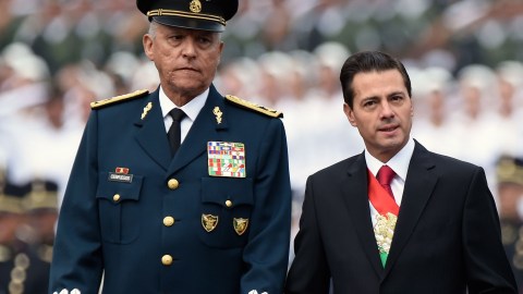 El general Salvador Cienfuegos fue secretario de la Defensa en el gobierno de Enrique Peña Nieto.
