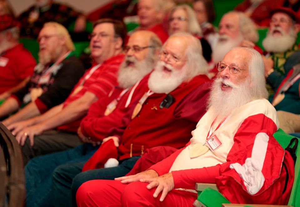 Gobierno Trump le quita acceso a vacuna contra coronavirus a los Santa