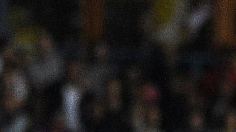 Varazdat Haroyan despeja un balón frente a Lorenzo Pellegrini.