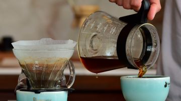 Por qué beber café te hace más feliz según la ciencia